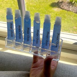 Vegan based lipgloss blueberry flavored